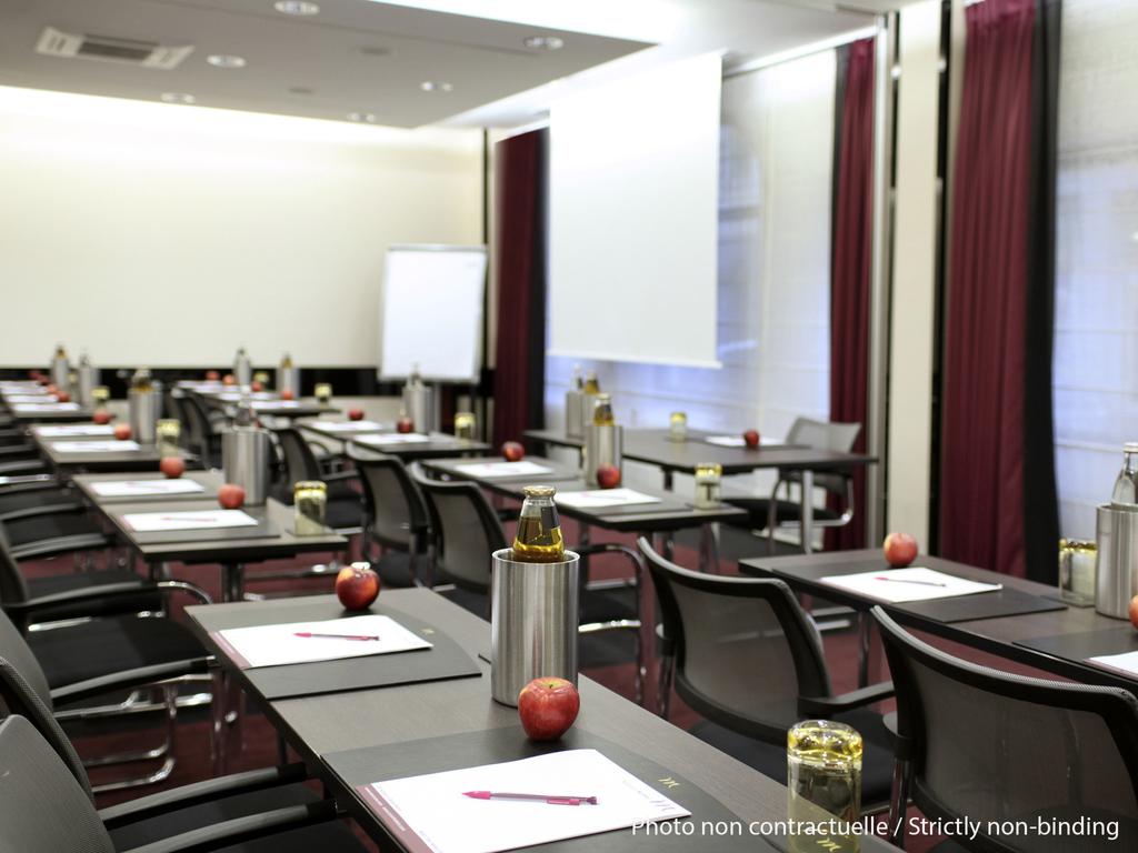 Hotel Mercure Shaw Parade 4*
